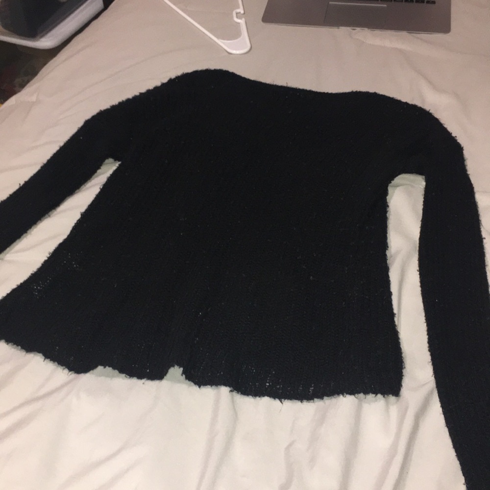 🌸Hollister Sweater - Size XS - Picture 3 of 3
